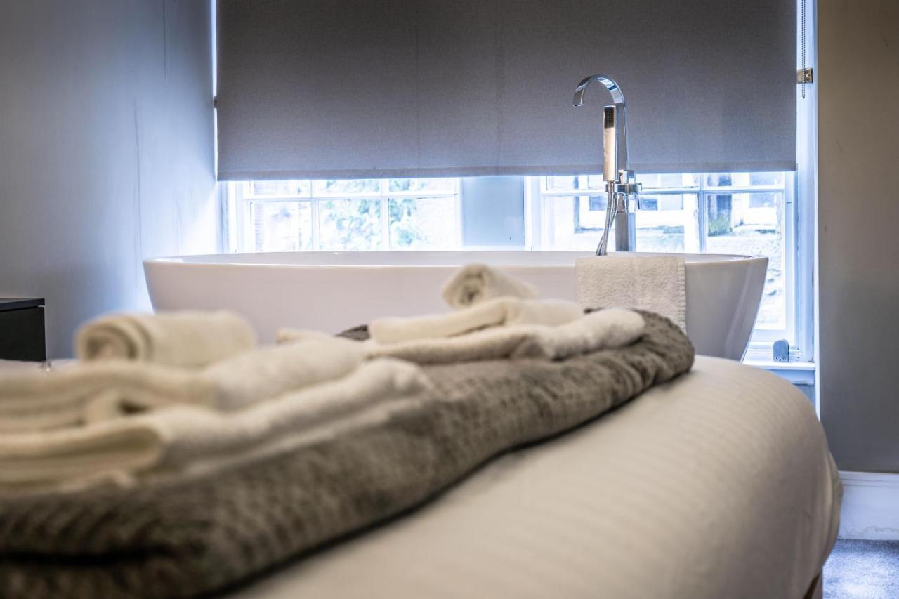 Luxury Royal Mile Boutique 2Bedroom Apartment 에든버러 외부 사진