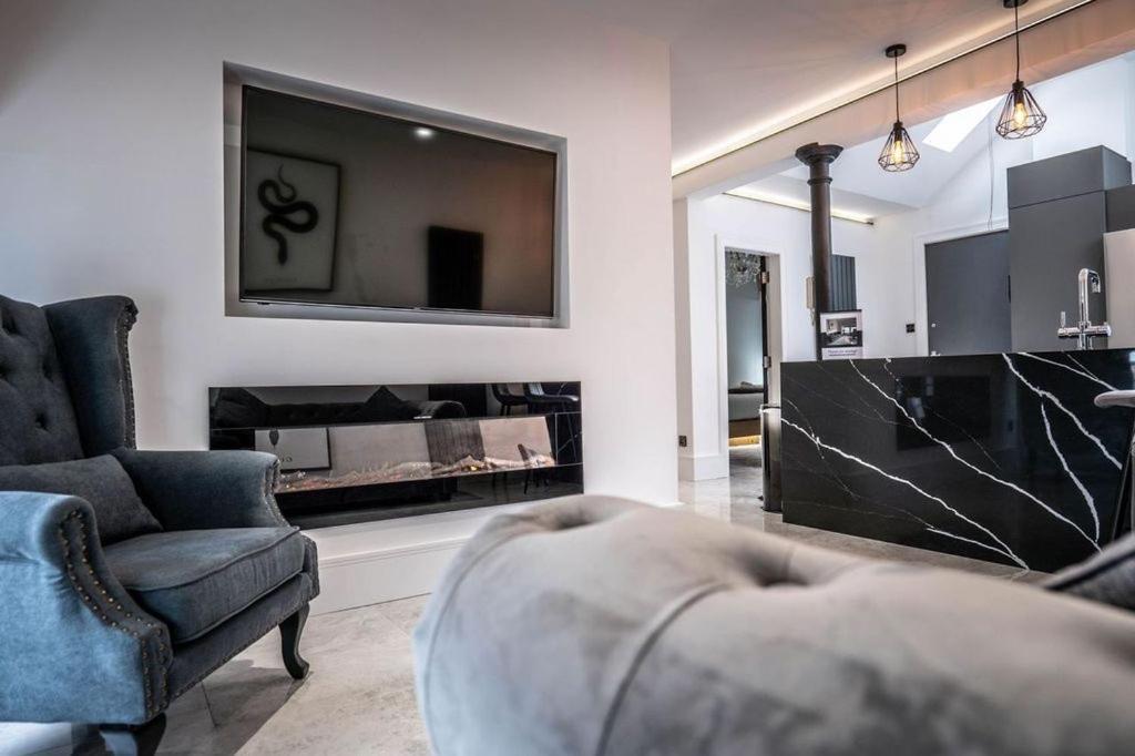 Luxury Royal Mile Boutique 2Bedroom Apartment 에든버러 외부 사진