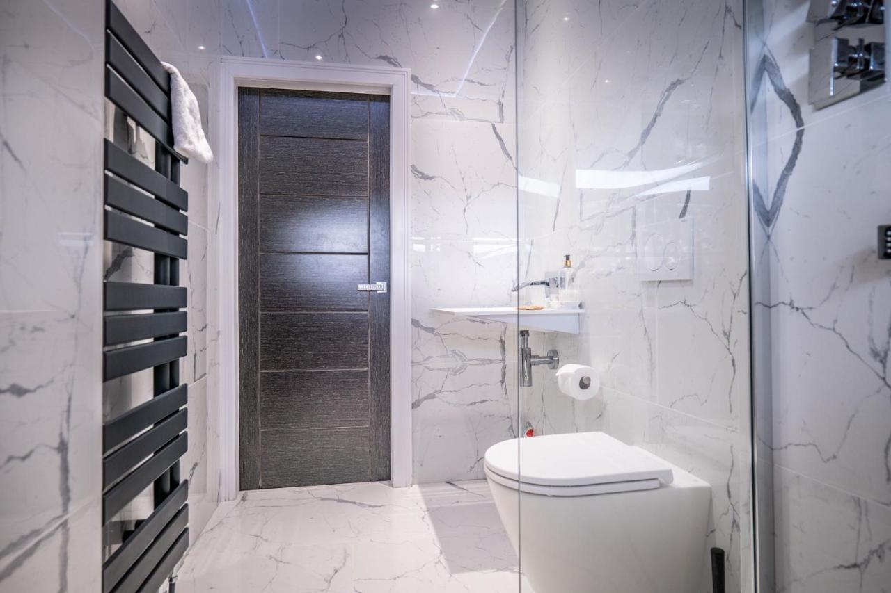 Luxury Royal Mile Boutique 2Bedroom Apartment 에든버러 외부 사진