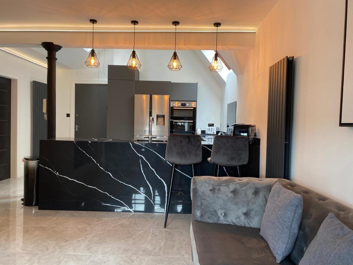 Luxury Royal Mile Boutique 2Bedroom Apartment 에든버러 외부 사진